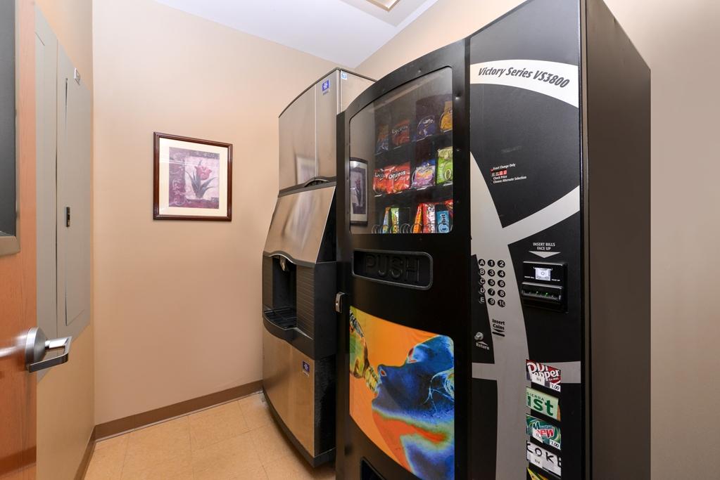 Country Hearth Inn & Suites Эдвардсвилл Удобства фото