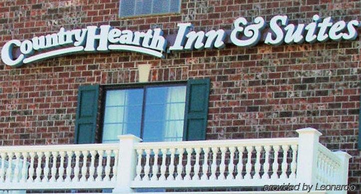 Country Hearth Inn & Suites Эдвардсвилл Экстерьер фото