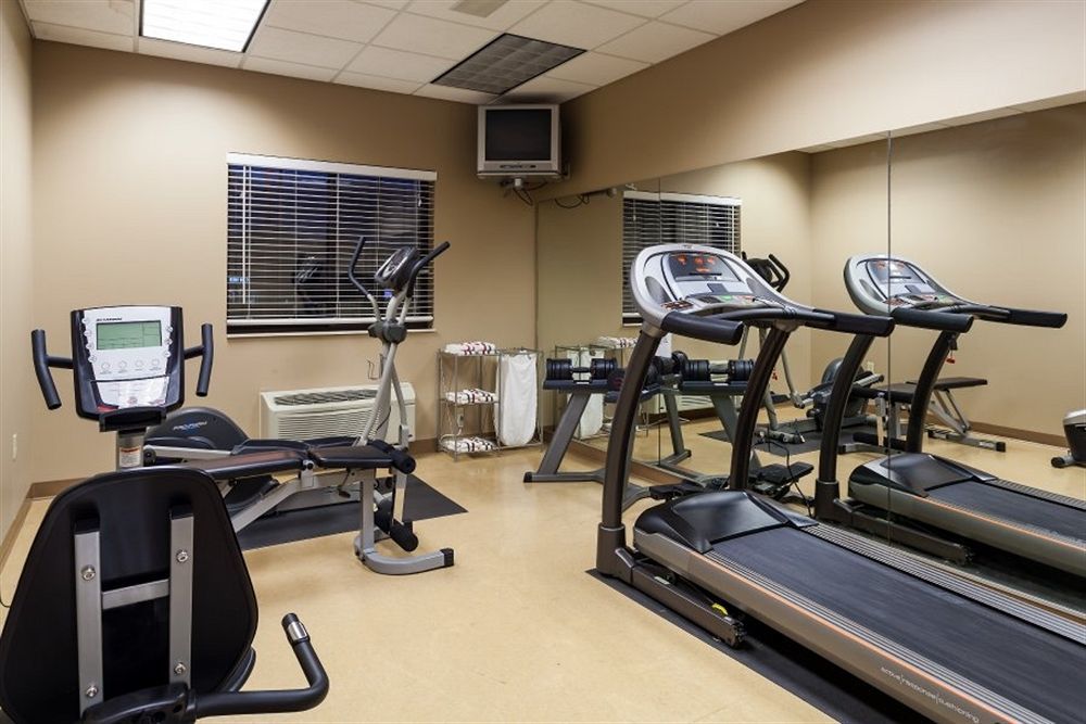 Country Hearth Inn & Suites Эдвардсвилл Экстерьер фото